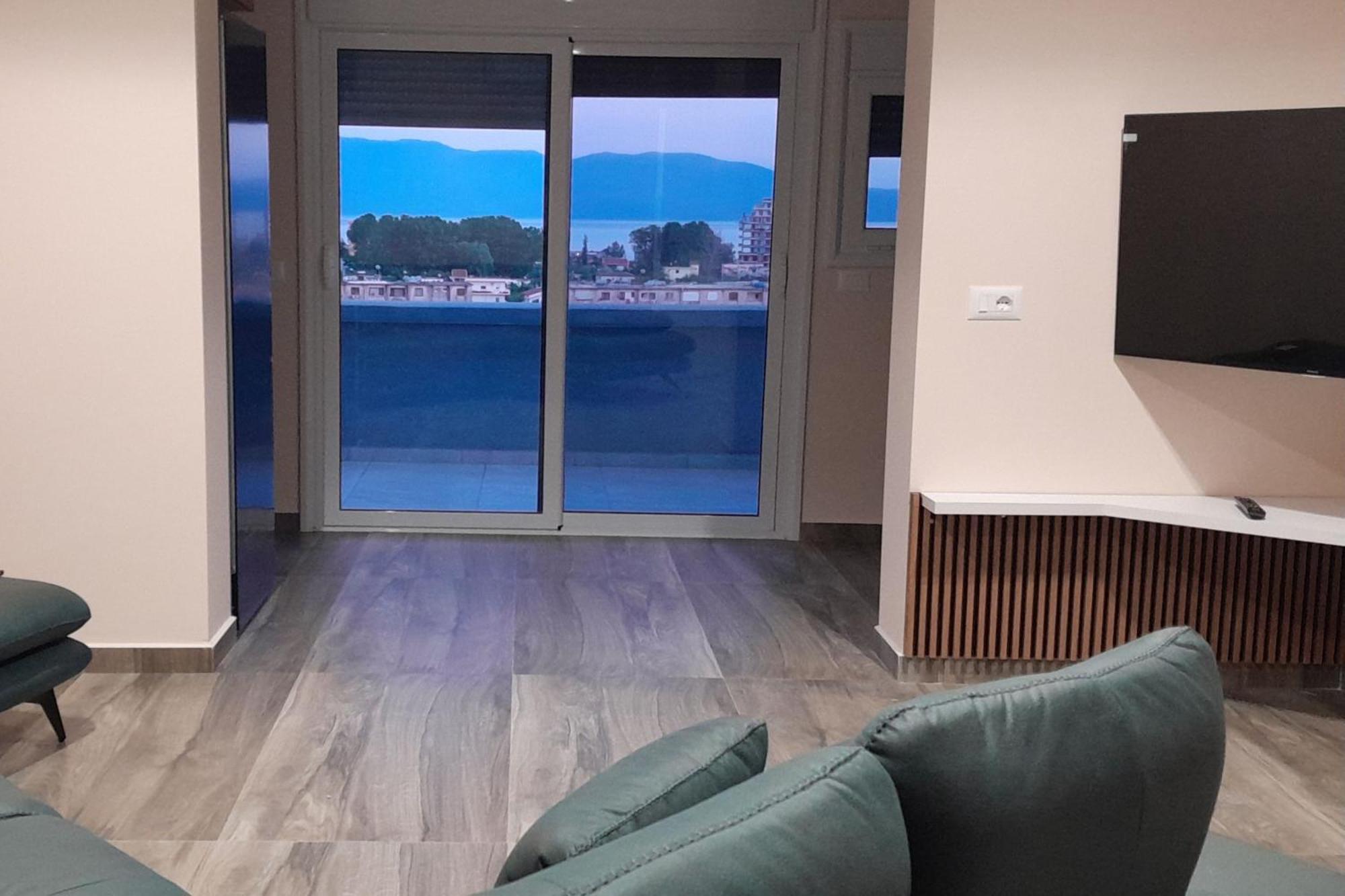 Queen Apartmets Влёра Экстерьер фото