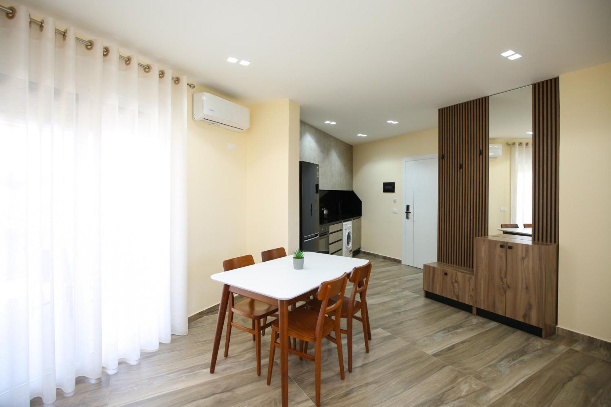 Queen Apartmets Влёра Экстерьер фото
